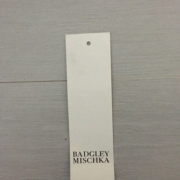 Badgley  Mischka  red evening gown, NEW, size 10 - Picture 4 of 8